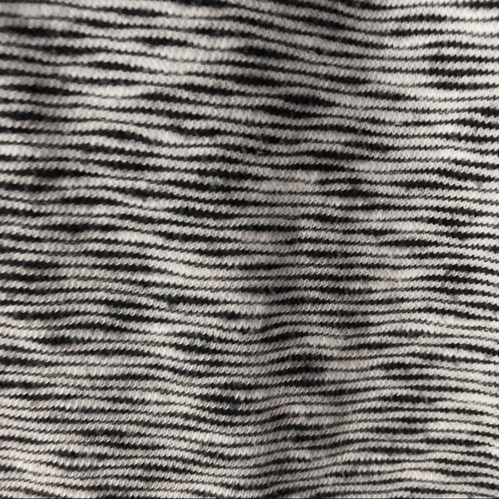 ⭐️ Aerie Stripe Hoodie - Picture 5 of 5